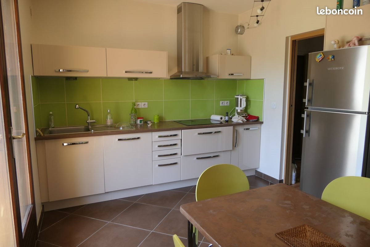 Appartement à louer, 77m², Ajaccio