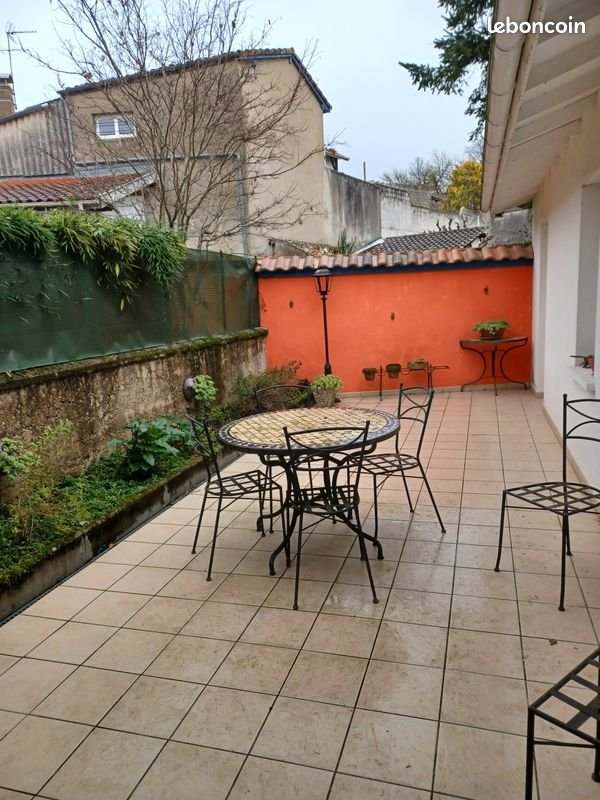 Appartement à louer, 80m², Hagetmau
