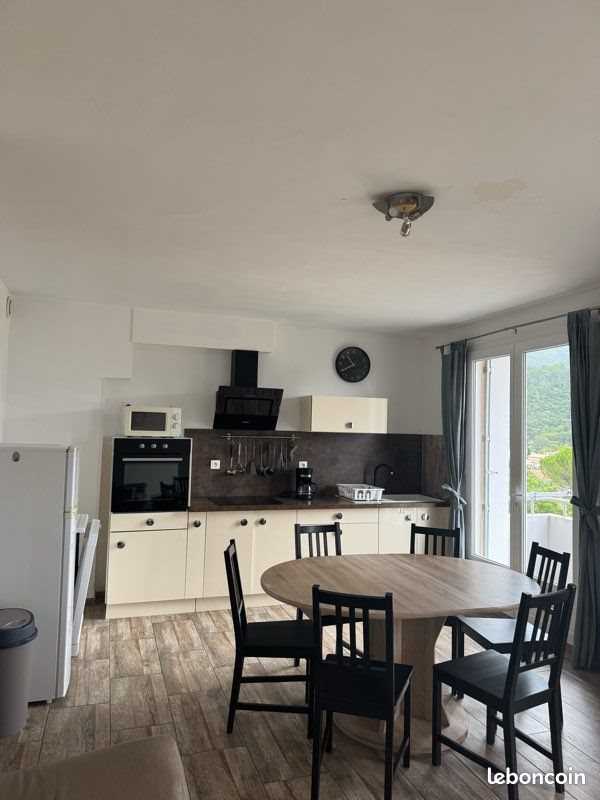 Appartement à louer, 71m², Nyons