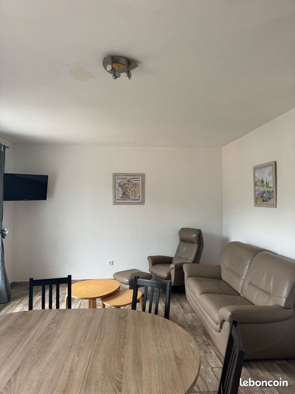 Appartement à louer, 71m², Nyons