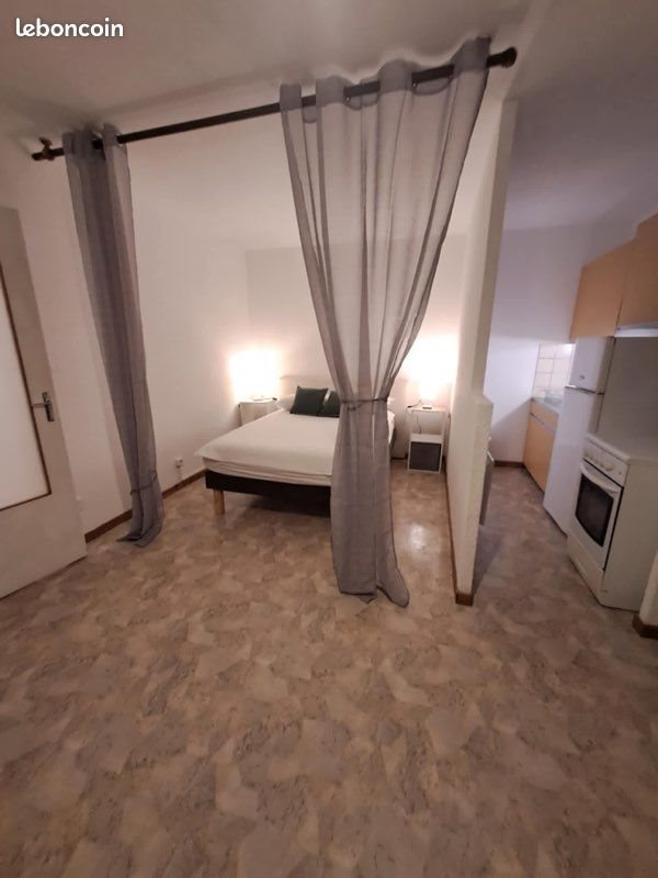 Appartement à louer, 29m², Gréoux-les-Bains