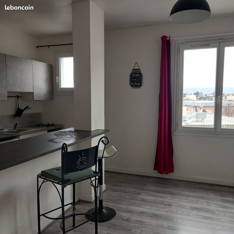 Appartement à louer, 23m², Valence