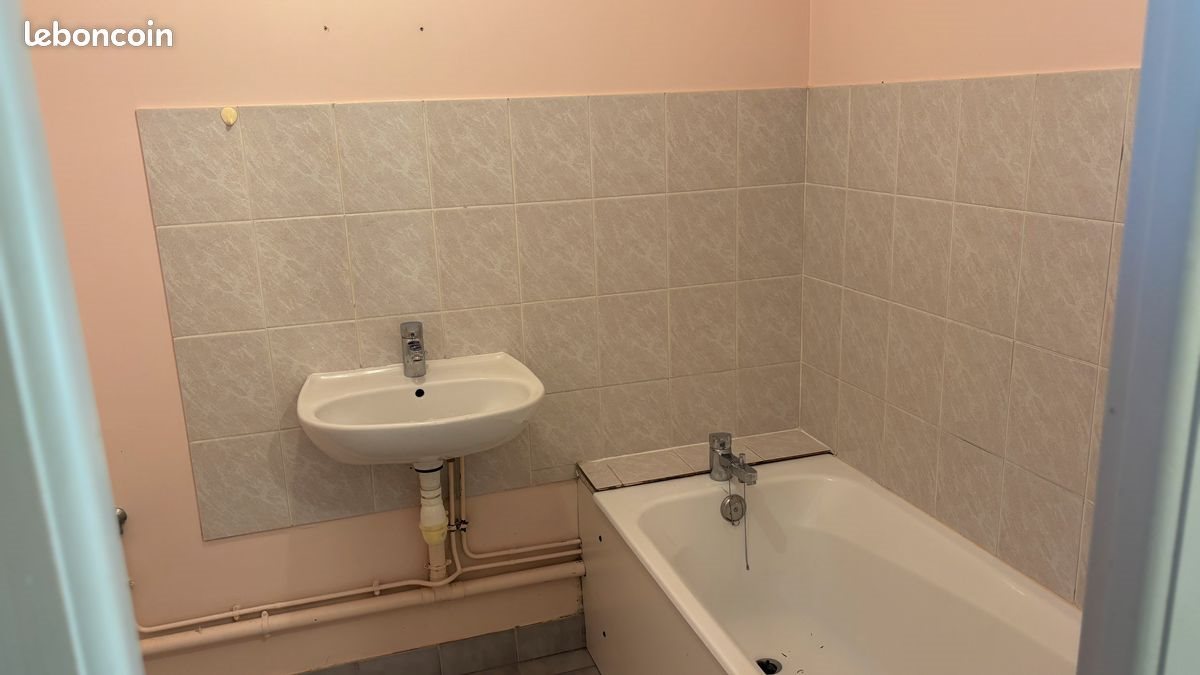 Appartement à louer, 47m², Carhaix-Plouguer