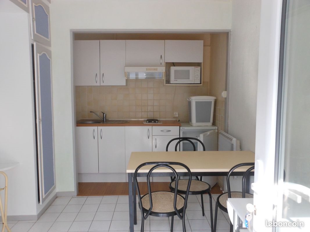 Appartement à louer, 20m², Pont-l'Abbé