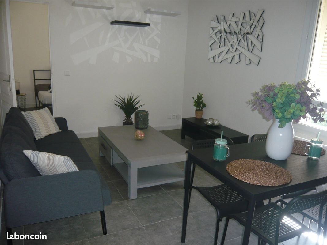 Appartement à louer, 39m², Miramas