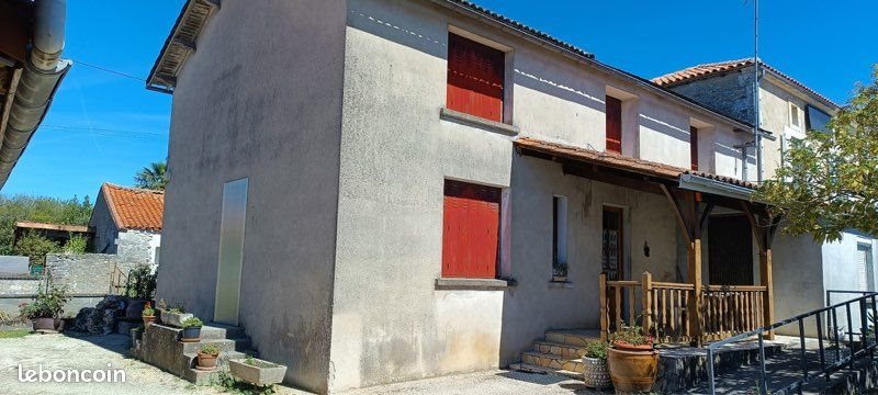 Maison à vendre, 150m², Charmé