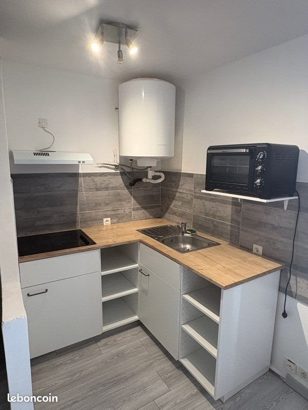 Appartement à louer, 30m², Marguerittes