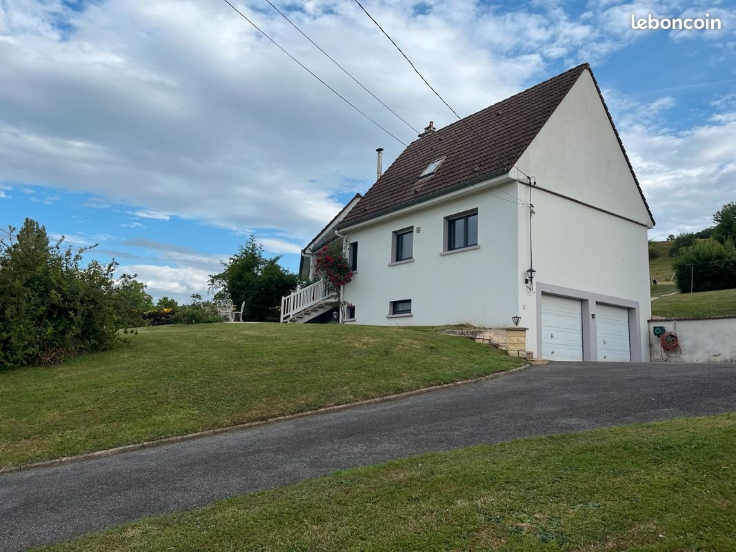 Maison à vendre, 145m², Pont-Saint-Vincent