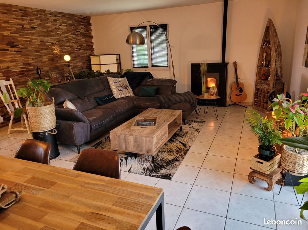 Maison à vendre, 107m², Moustey