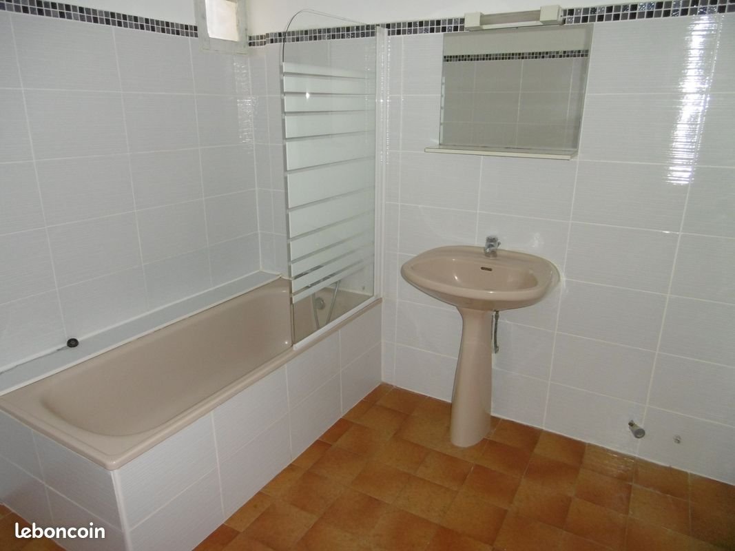 Maison à louer, 98m², Laurens