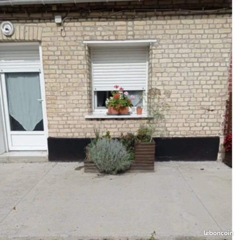 Maison à louer, 35m², Les Attaques