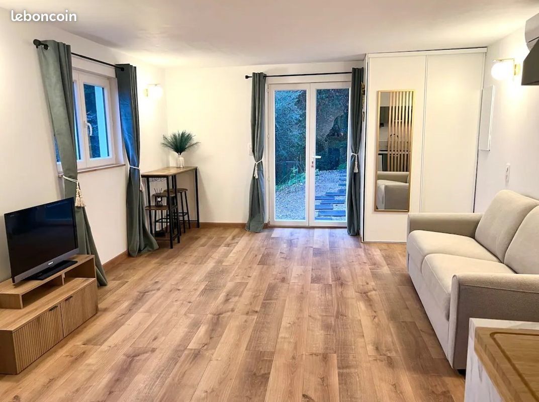 Appartement à louer, 30m², Carros