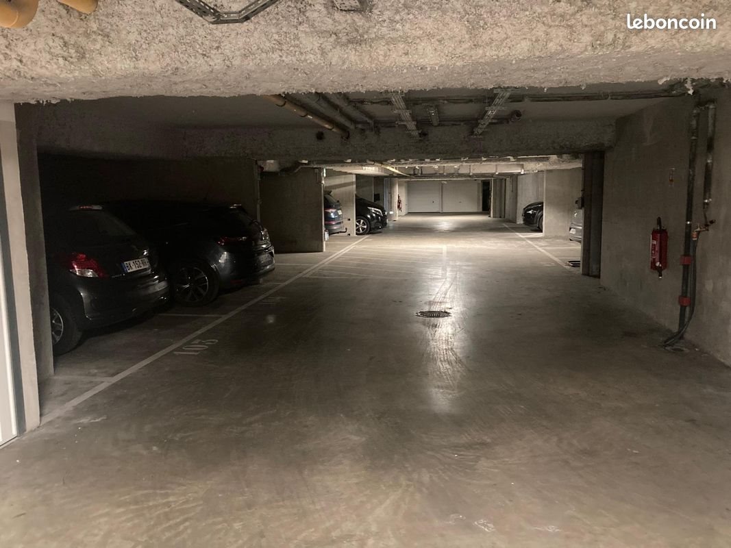 Maison à louer, 1m², Paris 19ème