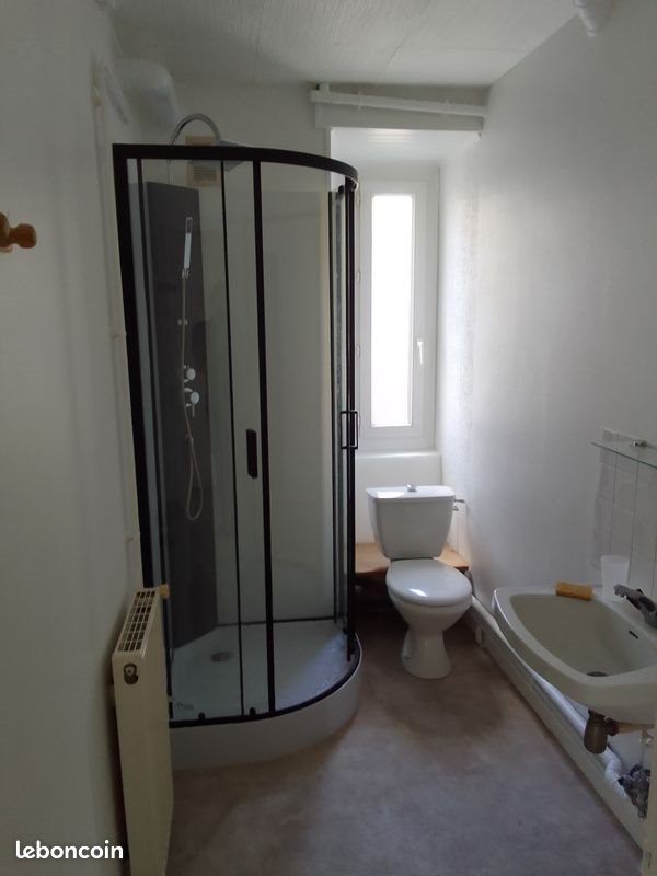 Appartement à louer, 57m², Saint-Julien-Chapteuil