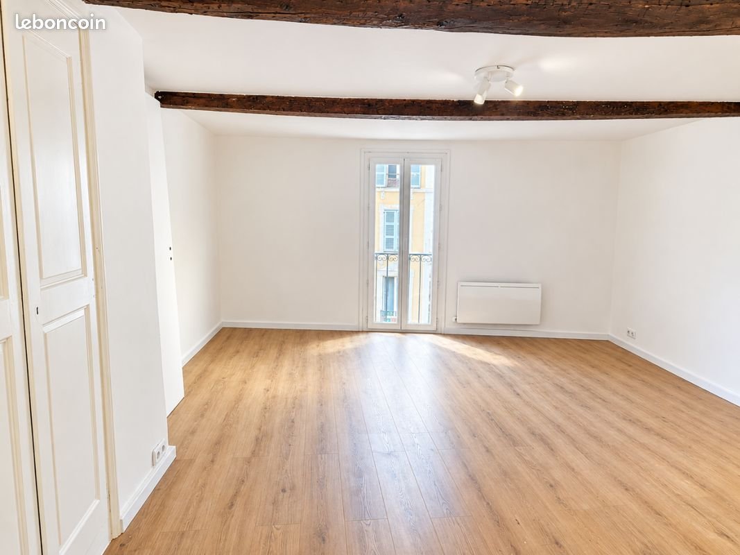 Appartement à louer, 42m², Vence