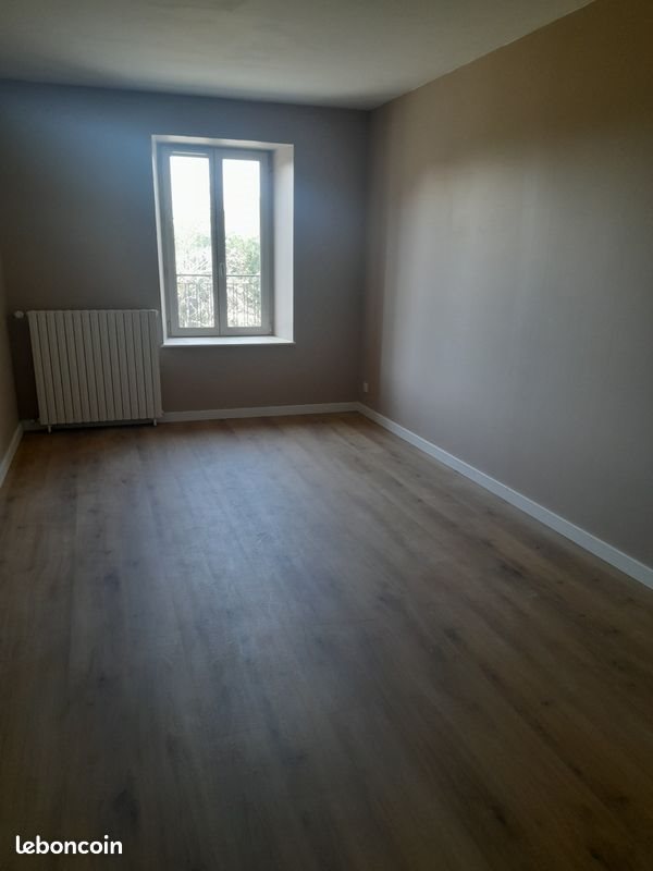 Maison à louer, 110m², Vernantois