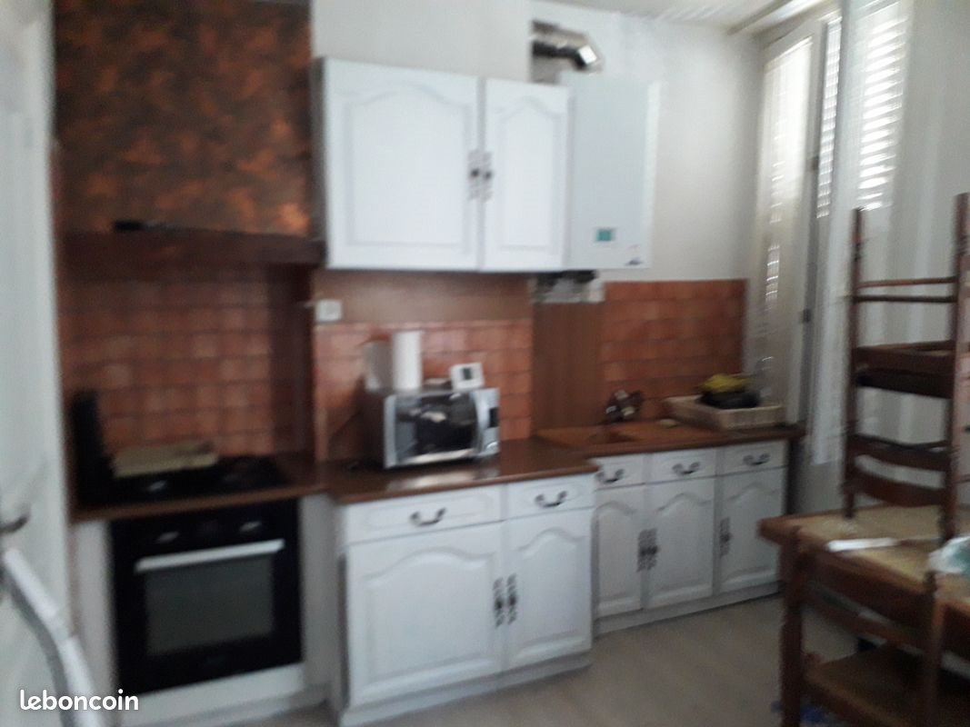 Appartement à louer, 35m², Saint-Étienne
