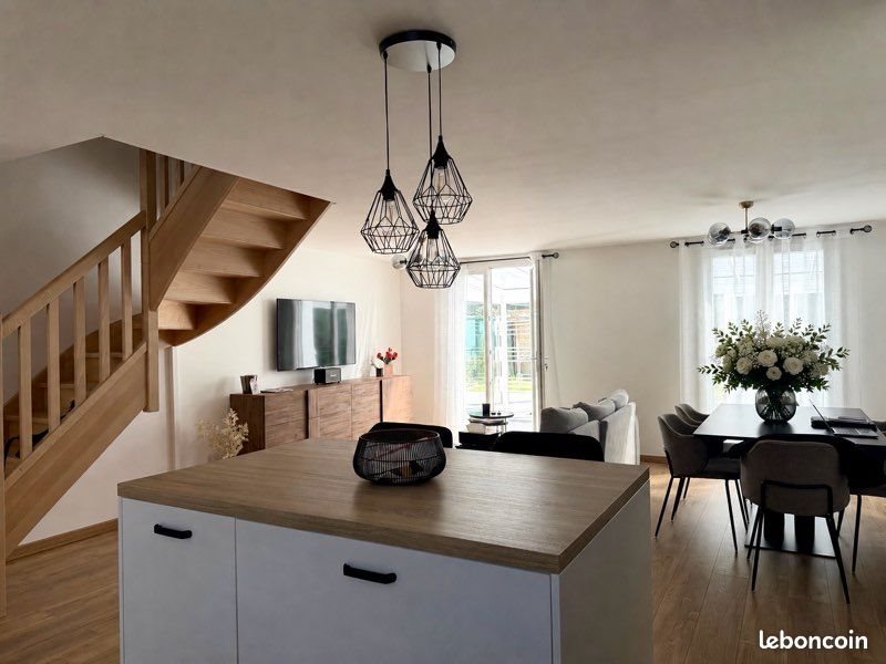 Maison à vendre, 94m², Meyzieu