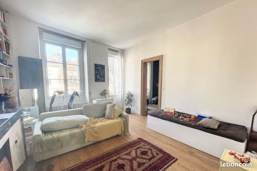 Appartement à louer, 93m², Bordeaux