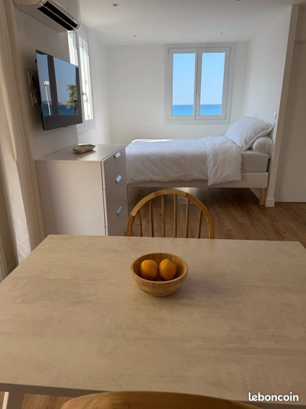 Appartement à louer, 30m², Saint-Cyr-sur-Mer