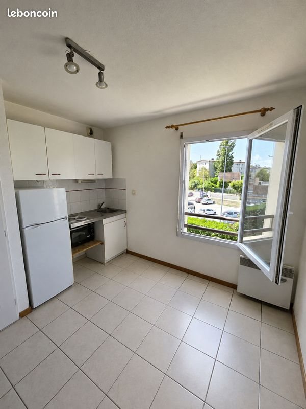 Appartement à louer, 29m², Dole