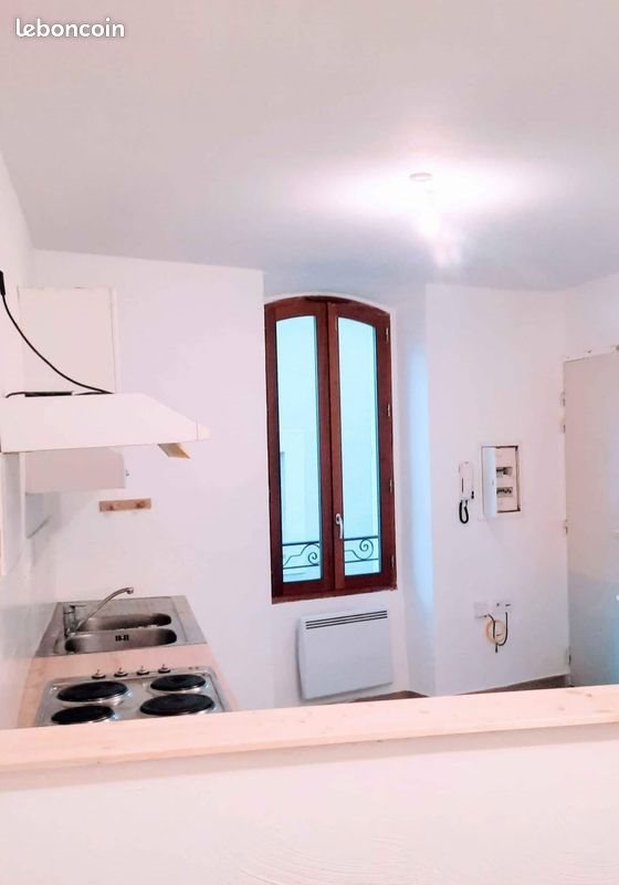 Appartement à louer, 22m², La Tour-d'Aigues