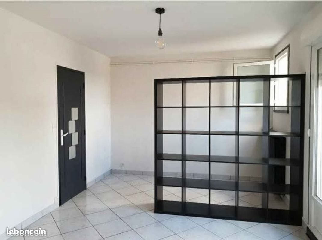 Appartement à louer, 26m², Migennes