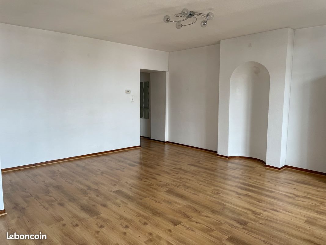 Appartement à louer, 90m², Luxeuil-les-Bains