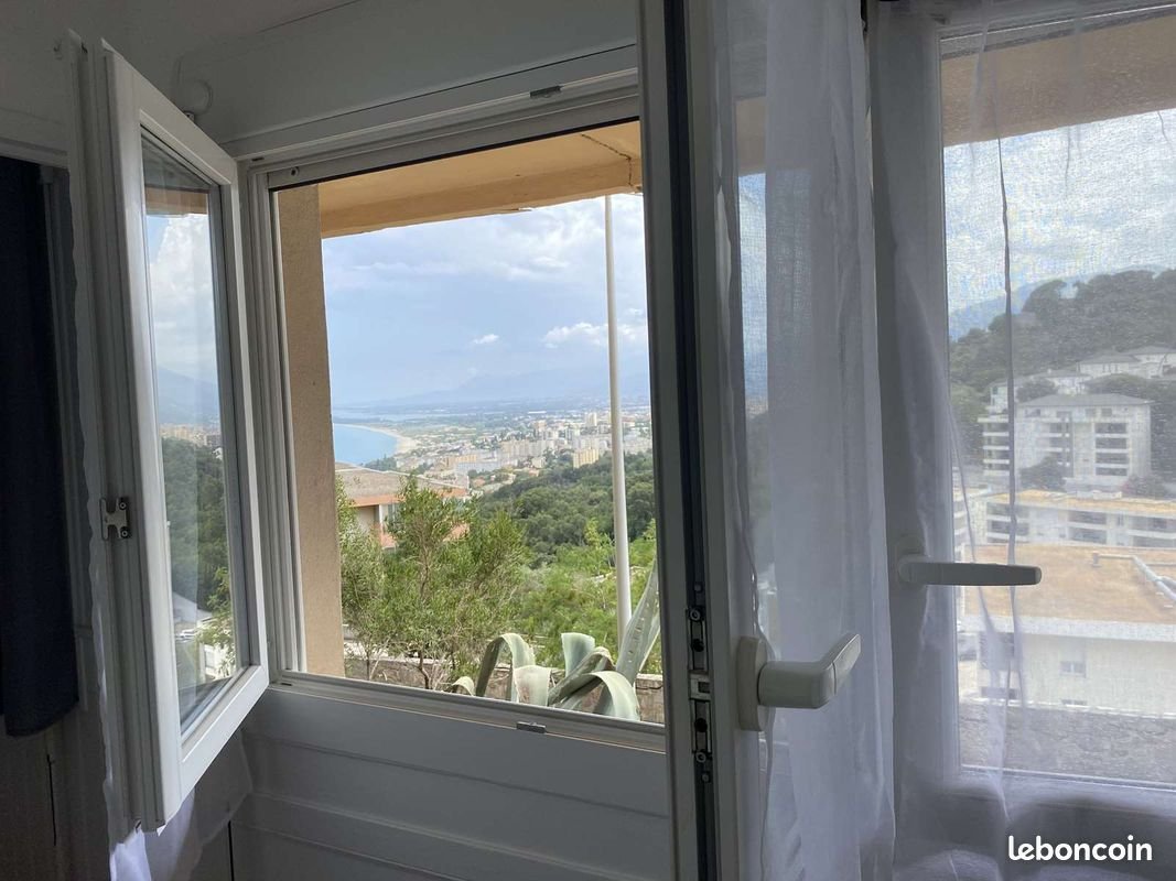 Appartement à louer, 21m², Bastia