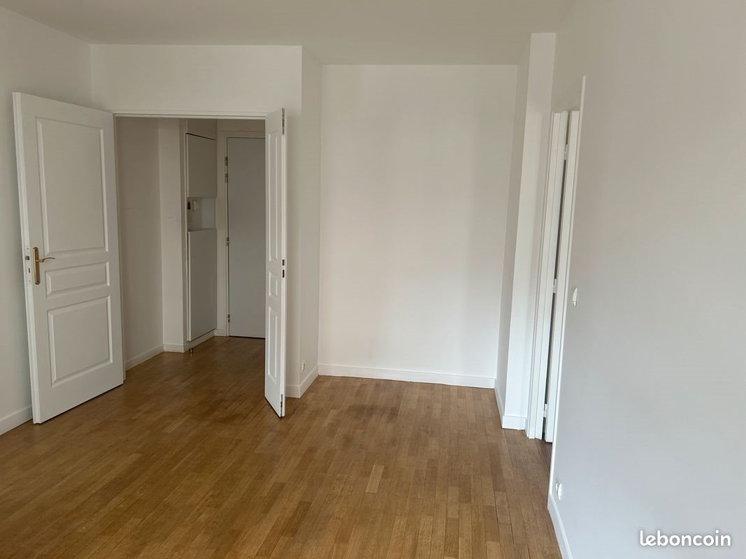 Appartement à louer, 40m², Issy-les-Moulineaux