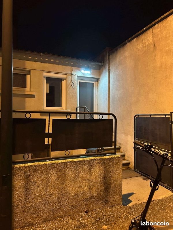 Appartement à louer, 60m², Saint-Désirat