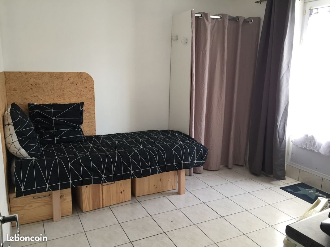 Appartement à louer, 13m², Saint-Laurent-sur-Sèvre