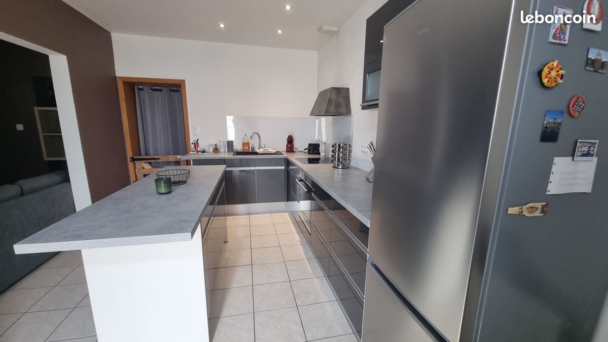 Appartement à louer, 77m², Huttenheim