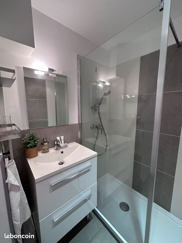 Appartement à louer, 41m², Antibes