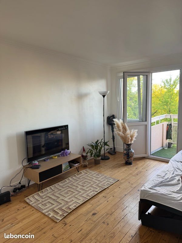Appartement à louer, 60m², Suresnes