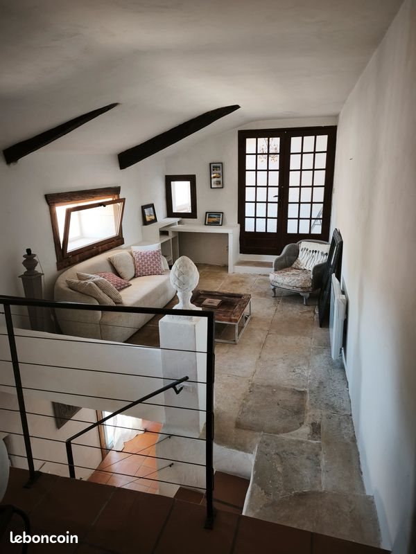 Maison à louer, 80m², Visan