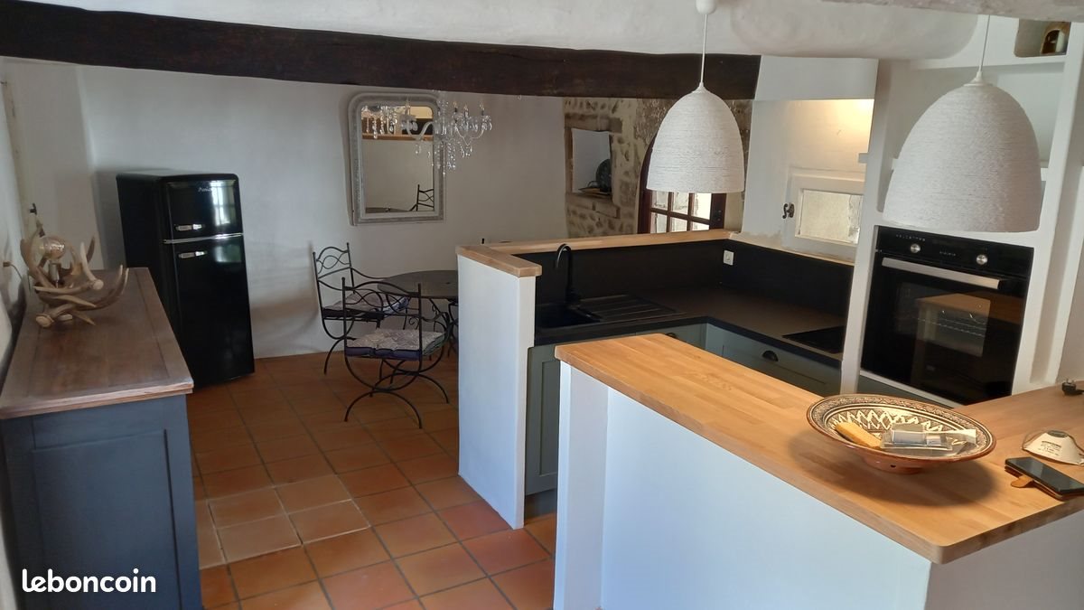 Maison à louer, 80m², Visan