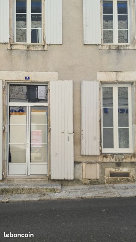 Maison à vendre, 260m², Montbron