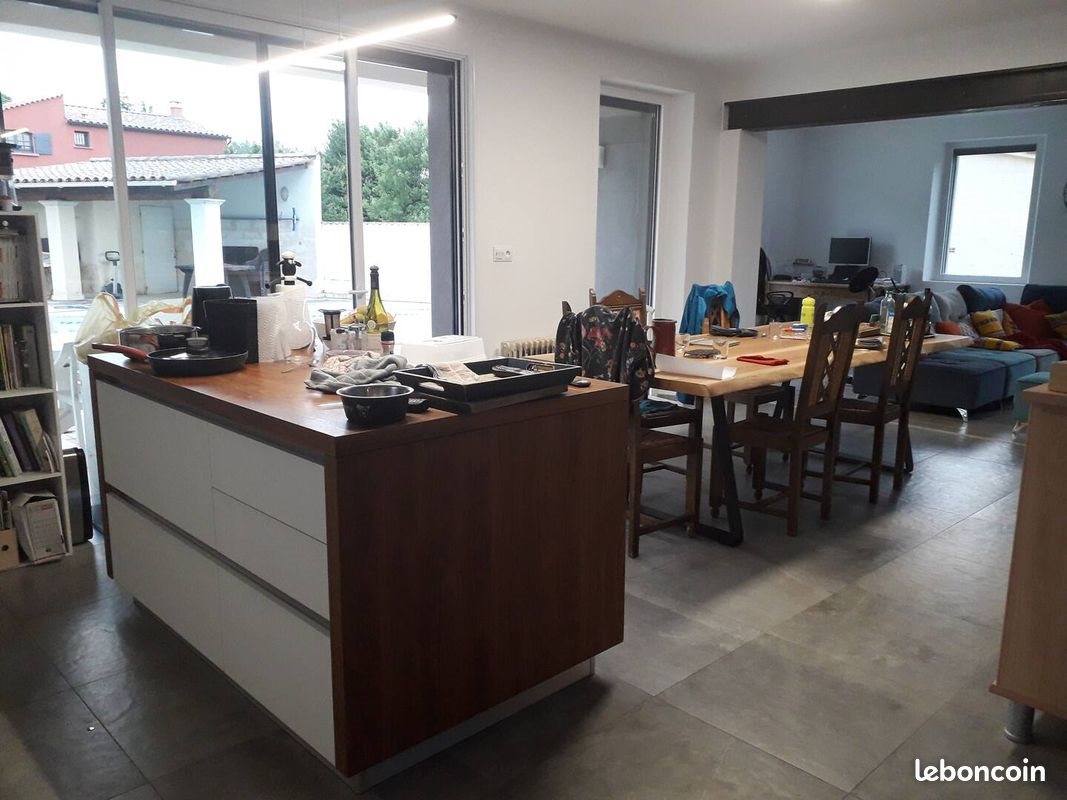 Maison à louer, 170m², Saint-Paul-Trois-Châteaux
