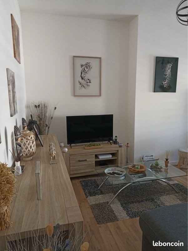 Appartement à louer, 83m², Solesmes