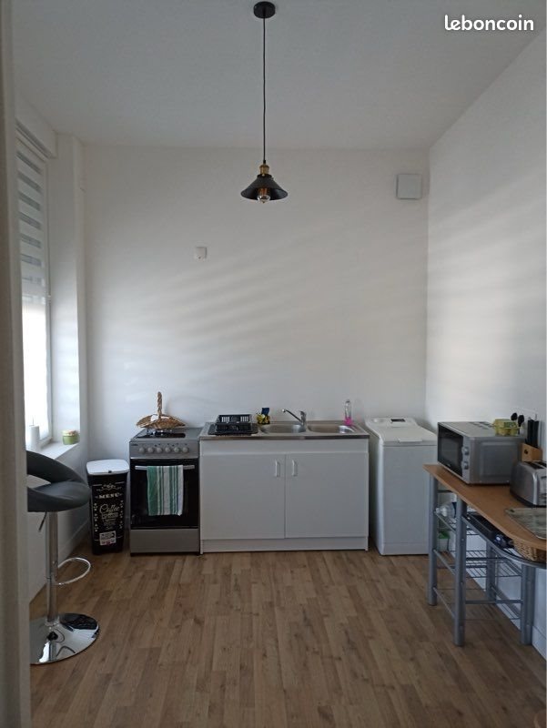 Appartement à louer, 83m², Solesmes