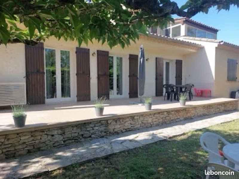 Maison à louer, 140m², Carpentras