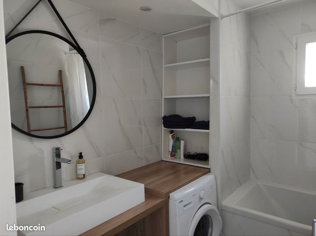 Appartement à louer, 58m², Marseille 8ème