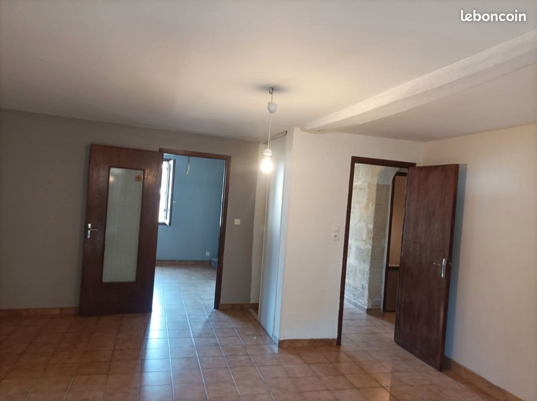 Appartement à louer, 70m², Puisseguin