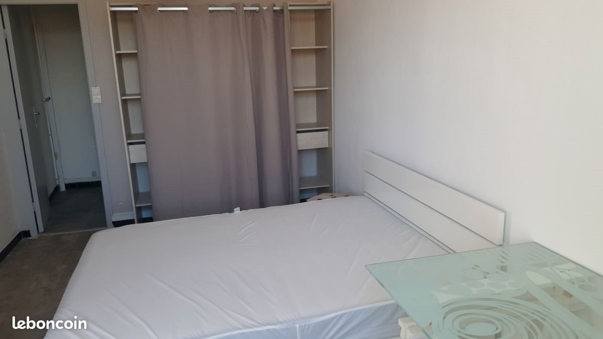 Appartement à louer, 35m², Nîmes