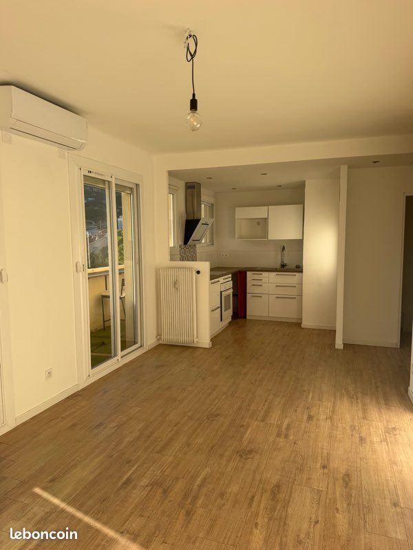 Appartement à louer, 54m², Toulon