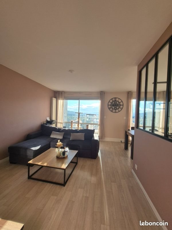 Appartement à vendre, 66m², Saint-Étienne