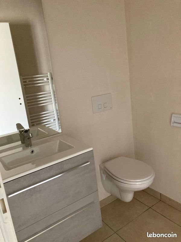 Appartement à louer, 30m², La Châtaigneraie
