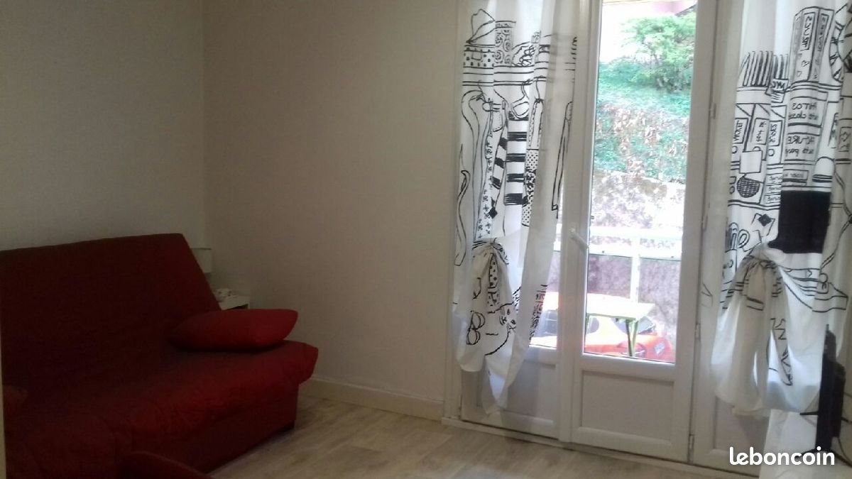 Appartement à louer, 19m², Aurillac