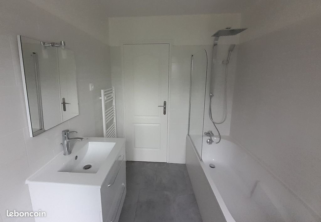 Appartement à louer, 70m², Charleville-Mézières